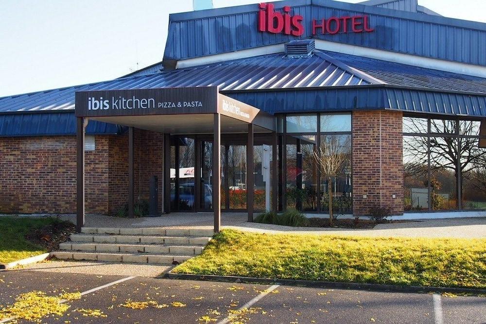 Ibis Amboise Hotel Exterior photo