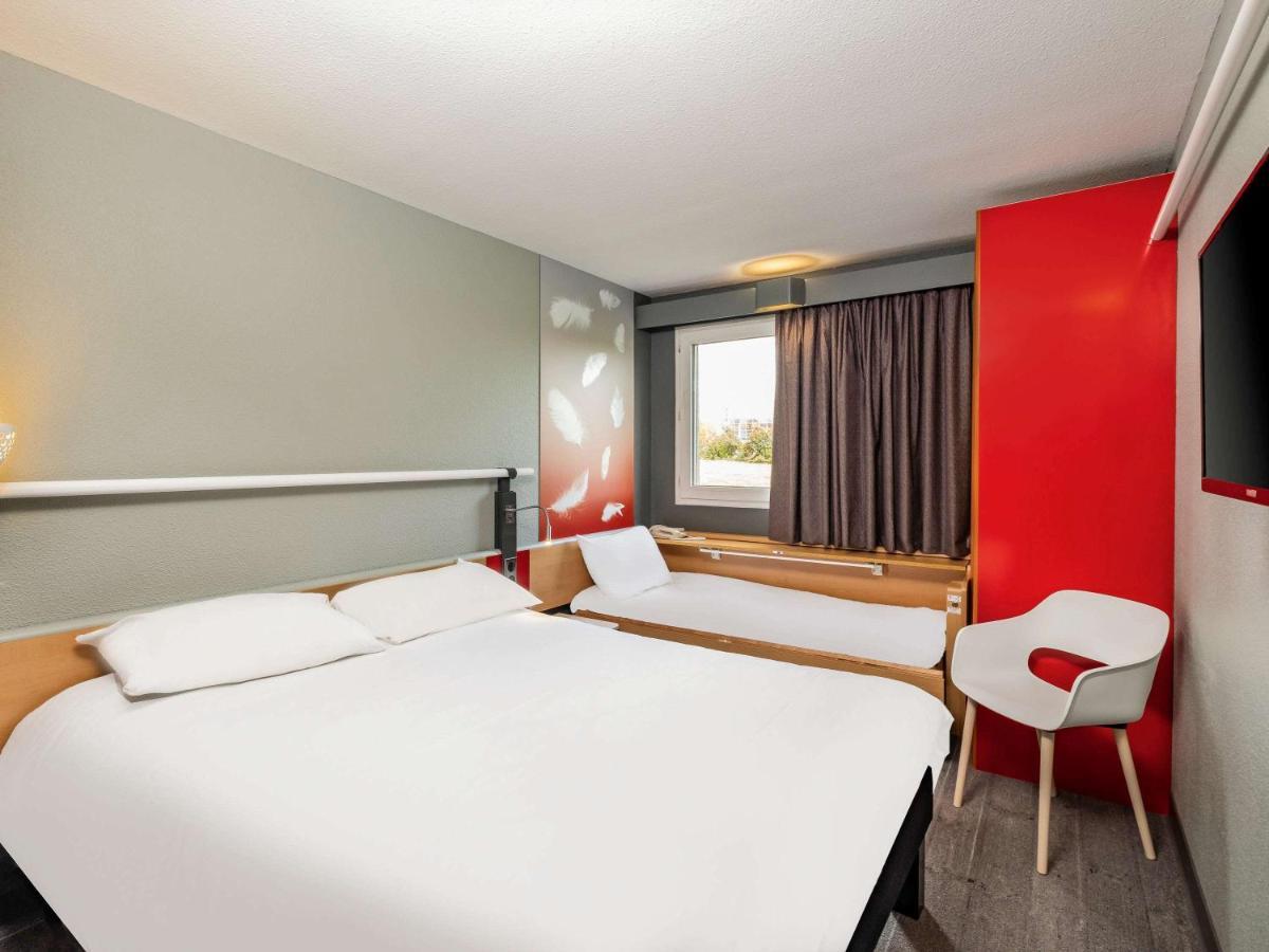 Ibis Amboise Hotel Exterior photo