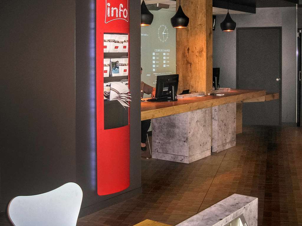 Ibis Amboise Hotel Exterior photo