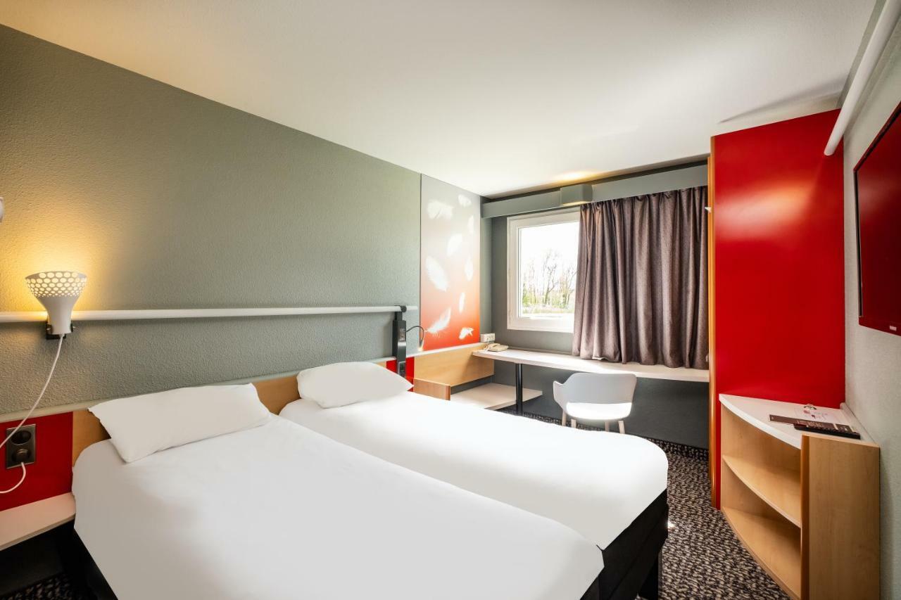 Ibis Amboise Hotel Exterior photo